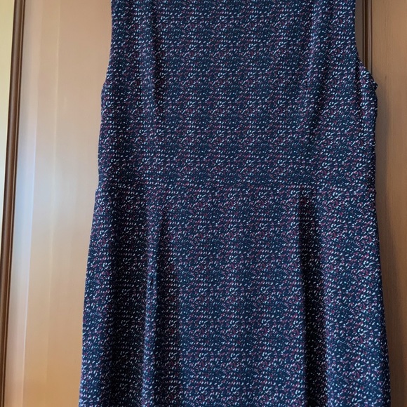 ⭐️ Ann Taylor dress - 10 petite - Picture 5 of 6